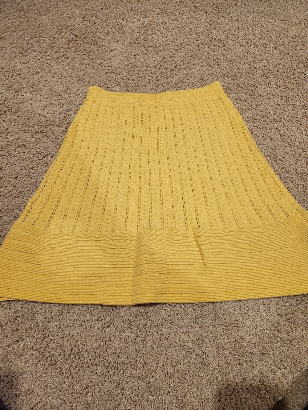 Banana Republic Yellow Knit A-Line Skirt with Textured Stitch, Size S